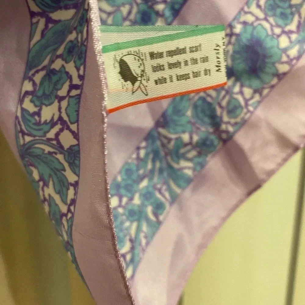 *EUC* Vintage 1950s vintage scarf, 100% Soft Acetate Waterproof made in … - Picture 3 of 7